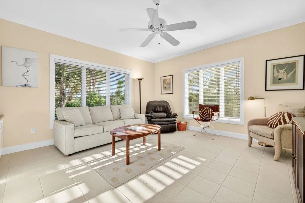 1987 My Tern Court Sanibel FL 33957