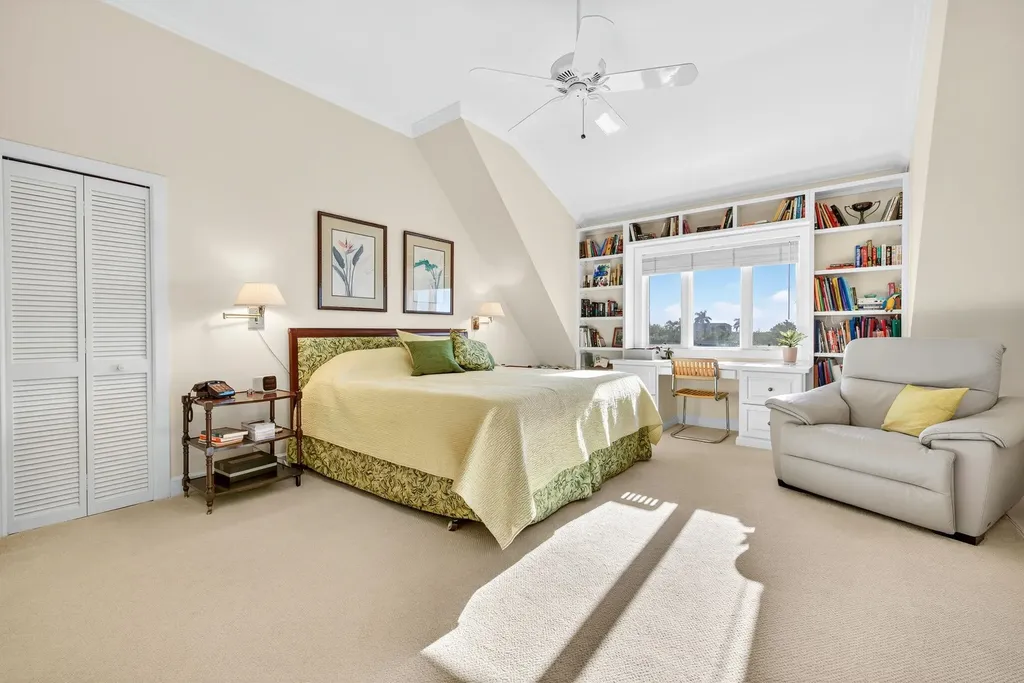 1987 My Tern Court Sanibel FL 33957