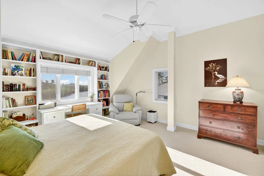 1987 My Tern Court Sanibel FL 33957