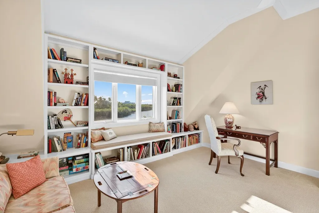 1987 My Tern Court Sanibel FL 33957