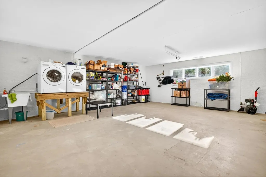 1987 My Tern Court Sanibel FL 33957