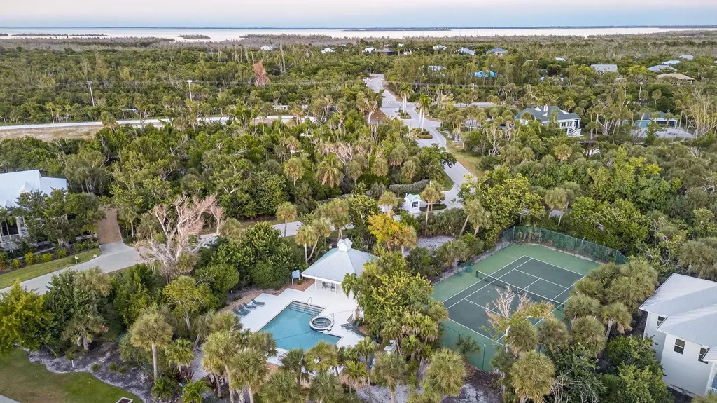 1987 My Tern Court Sanibel FL 33957