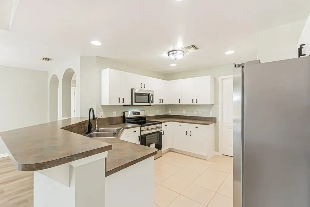 714 Knox Avenue S Lehigh Acres FL 33974