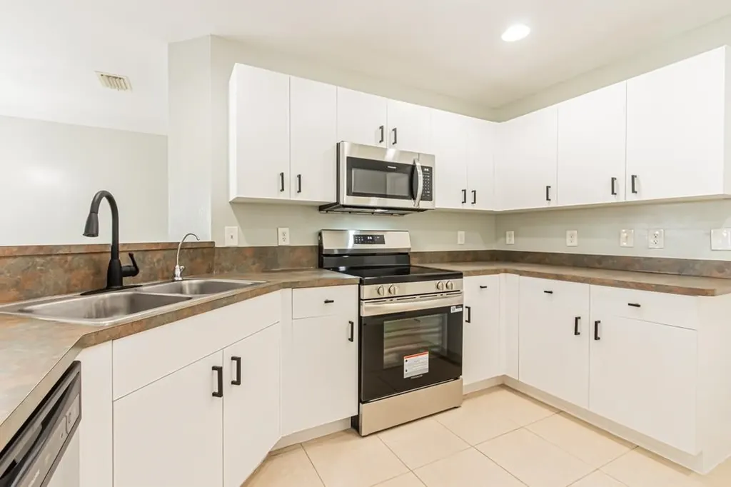 714 Knox Avenue S Lehigh Acres FL 33974