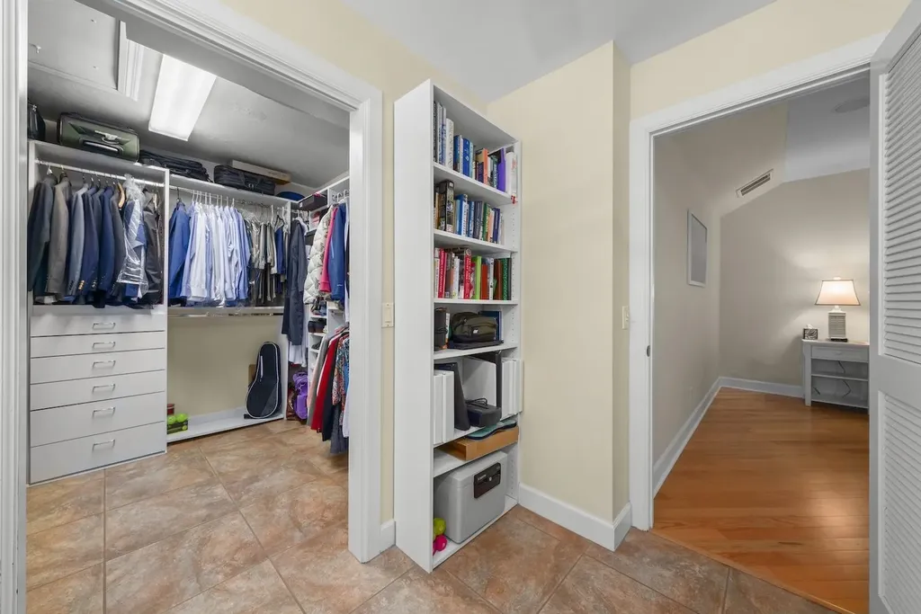 330 E Gulf Drive Sanibel FL 33957