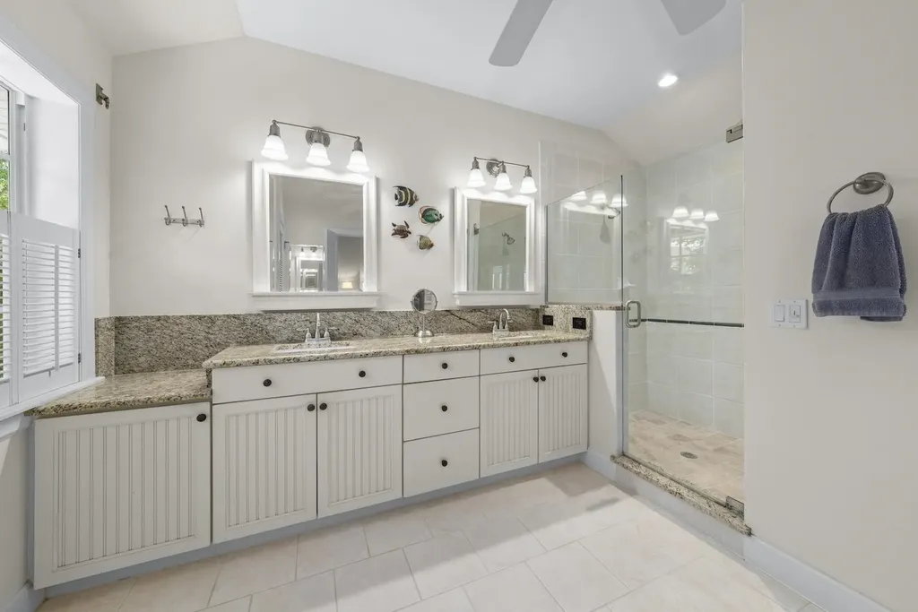 330 E Gulf Drive Sanibel FL 33957