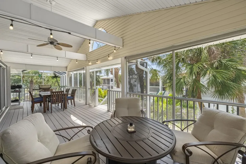 330 E Gulf Drive Sanibel FL 33957