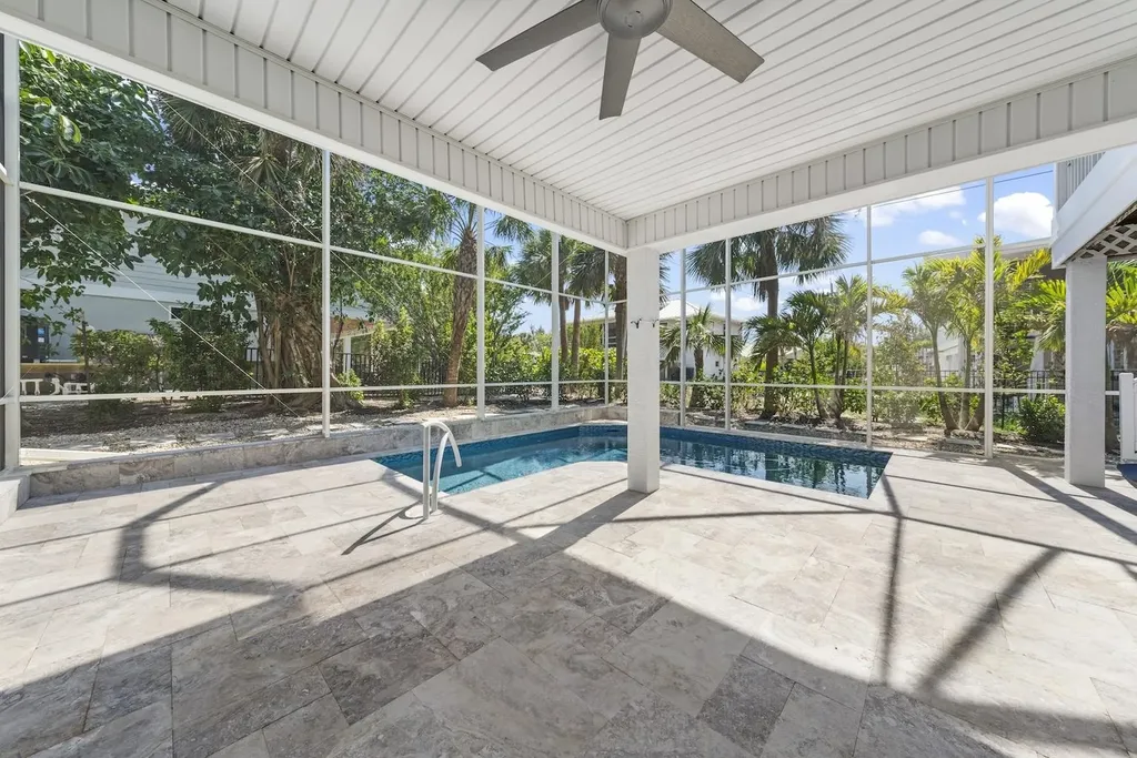 330 E Gulf Drive Sanibel FL 33957
