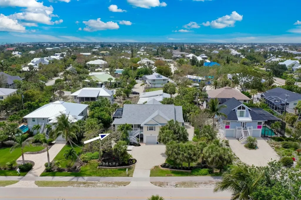 330 E Gulf Drive Sanibel FL 33957