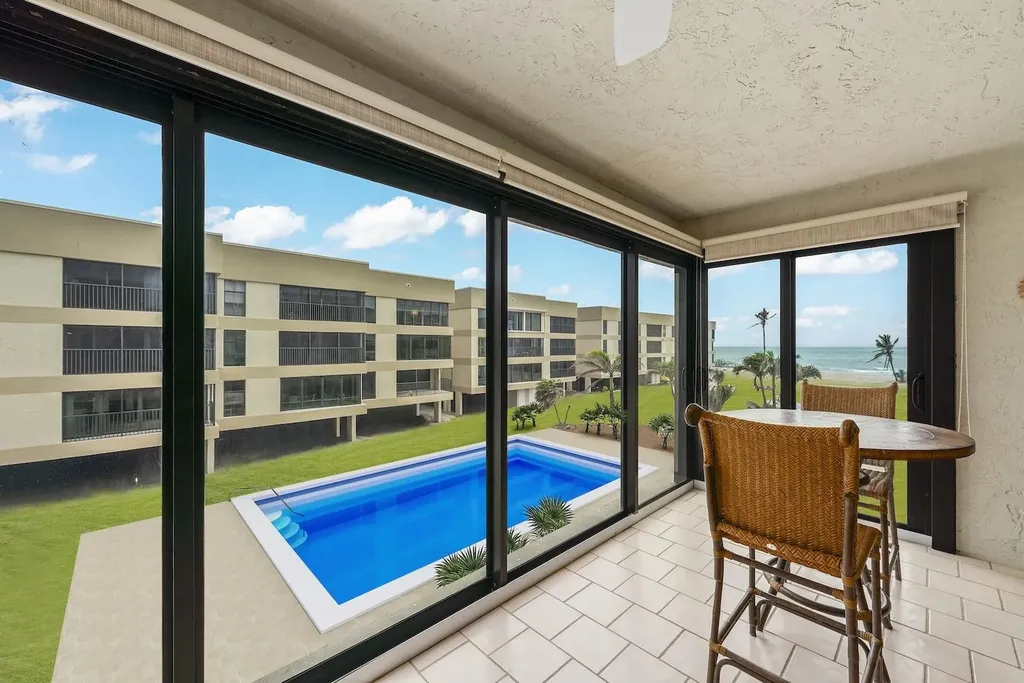 2721 W Gulf Drive Sanibel FL 33957