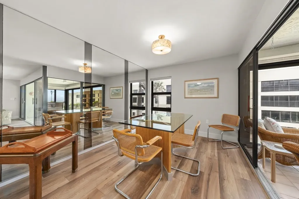 2721 W Gulf Drive Sanibel FL 33957