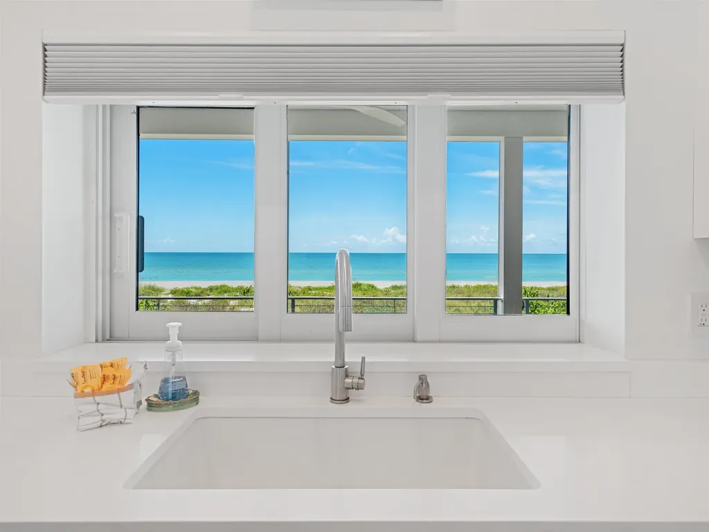 16500 Captiva Drive Captiva FL 33924