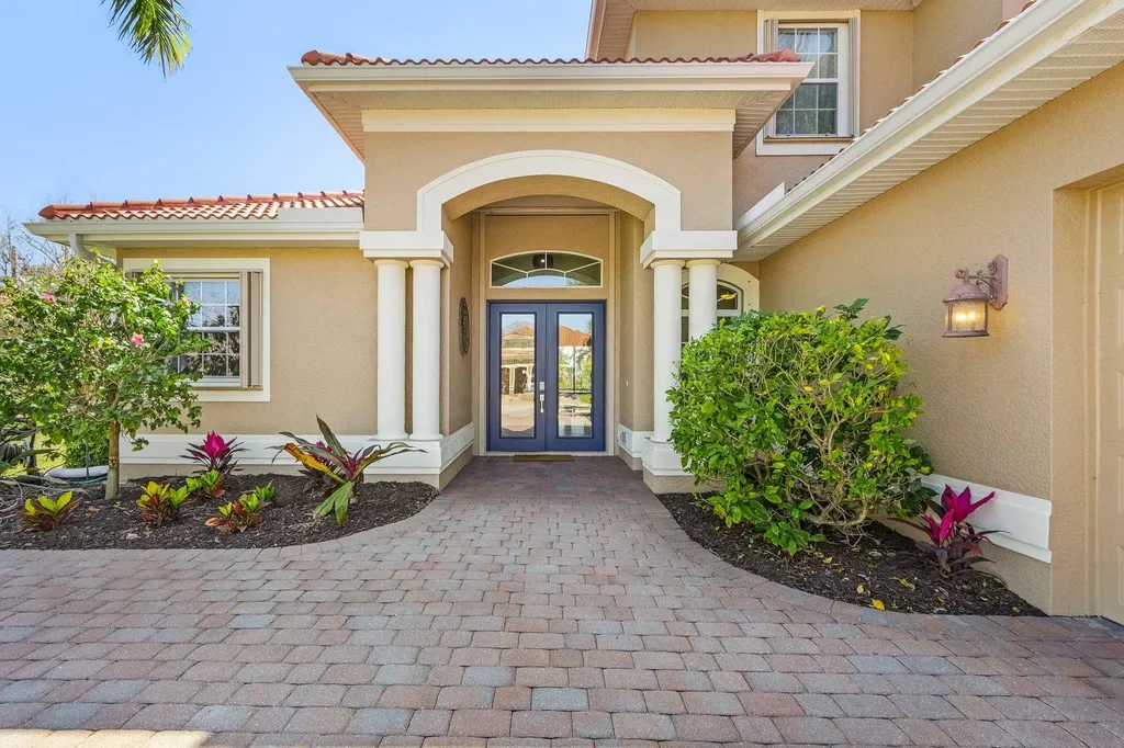16097 Waterleaf Lane Fort Myers FL 33908