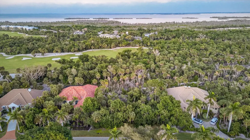 2372 Wulfert Road Sanibel FL 33957