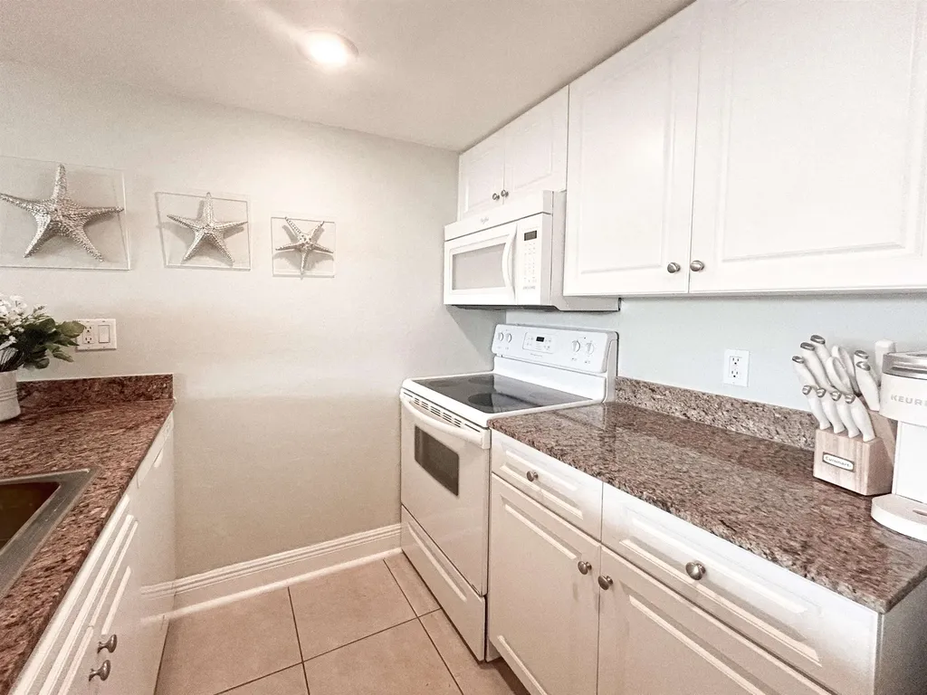 3132 Tennis Villas Captiva FL 33924