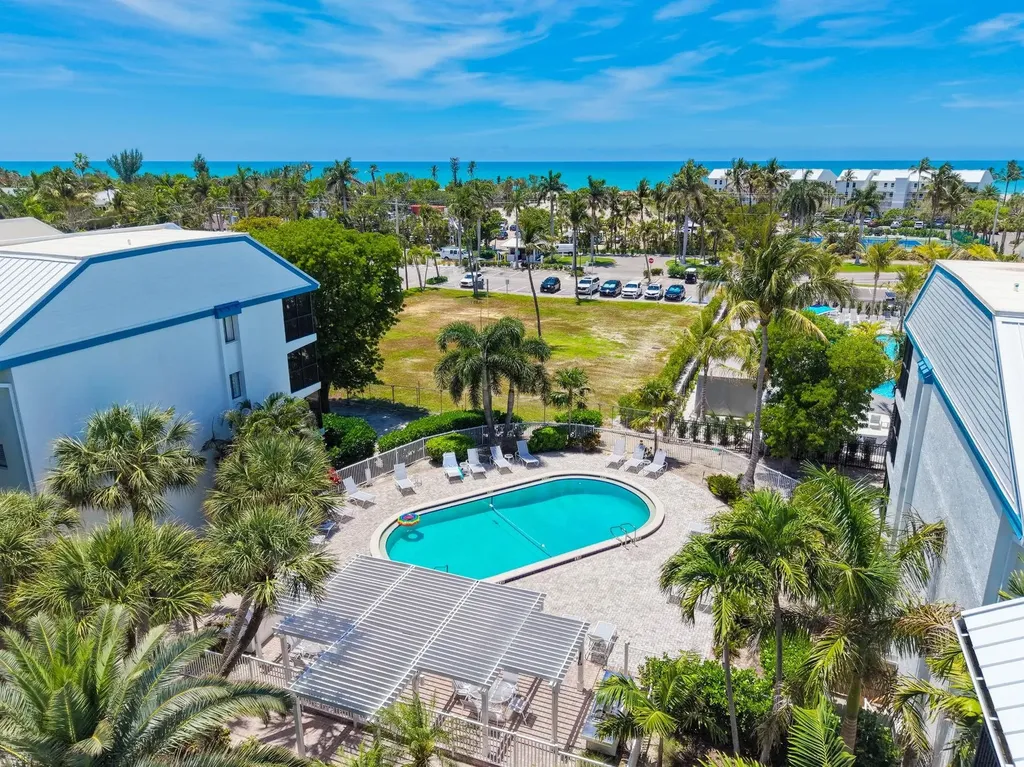 3132 Tennis Villas Captiva FL 33924