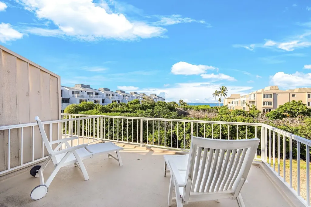 200 Periwinkle Sanibel FL 33957