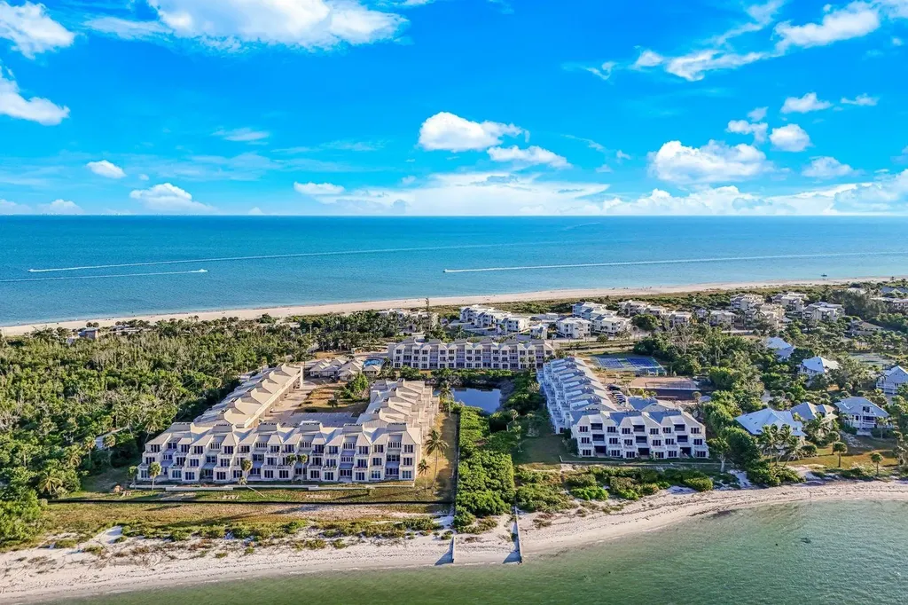 200 Periwinkle Sanibel FL 33957