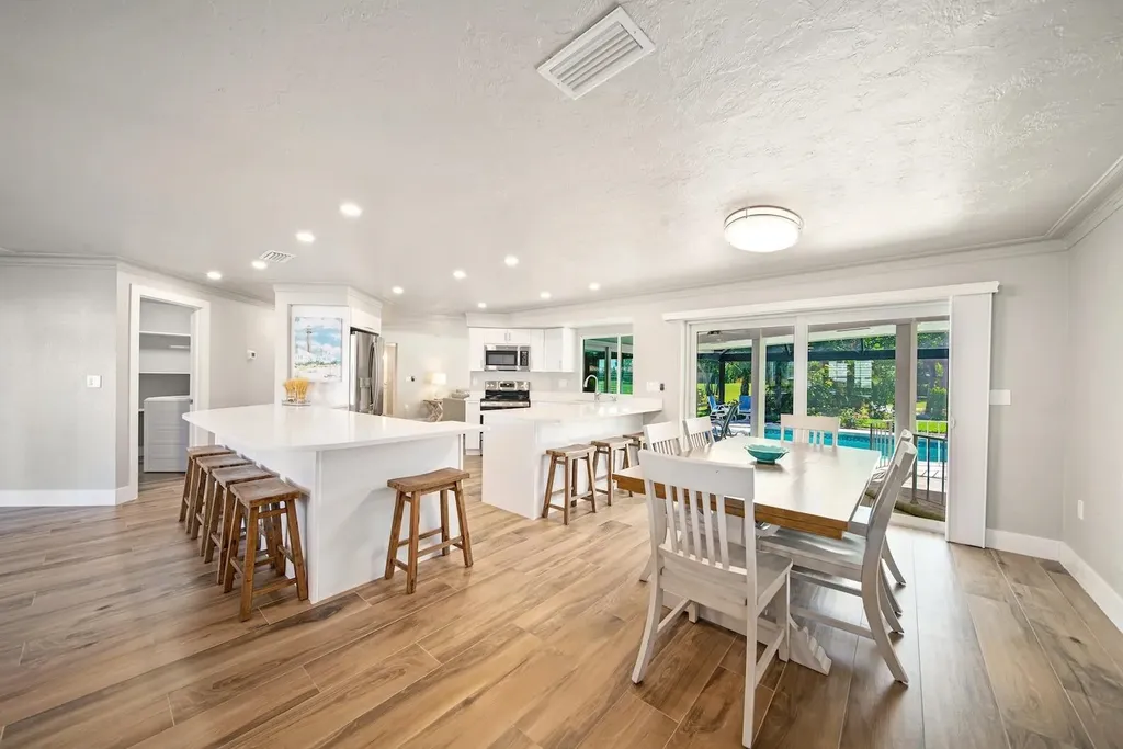 1270 Par View Drive Sanibel FL 33957