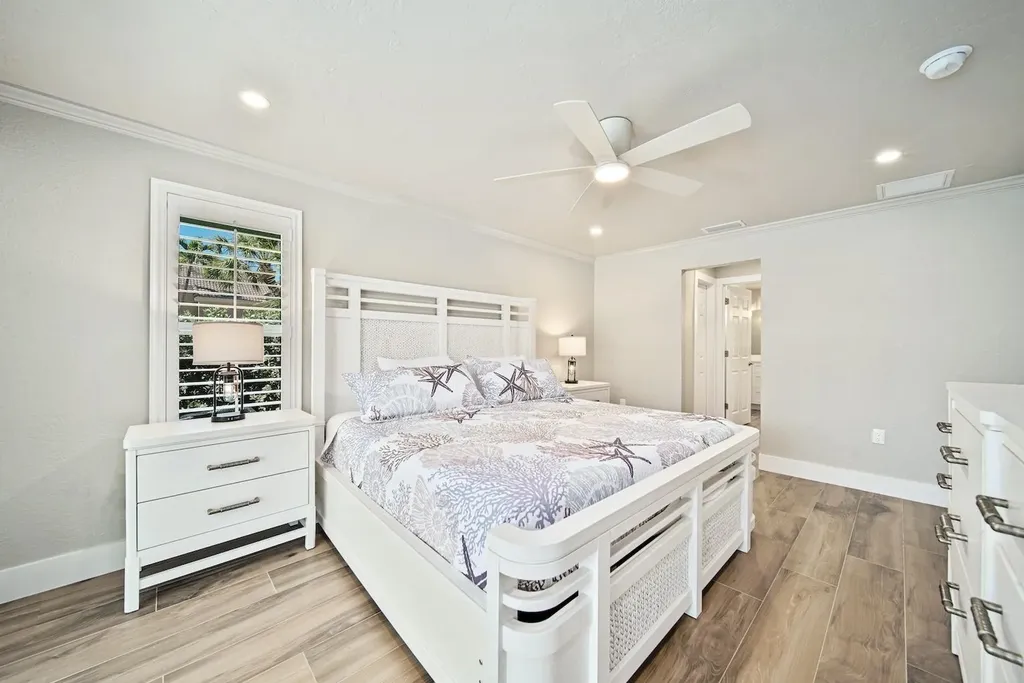 1270 Par View Drive Sanibel FL 33957