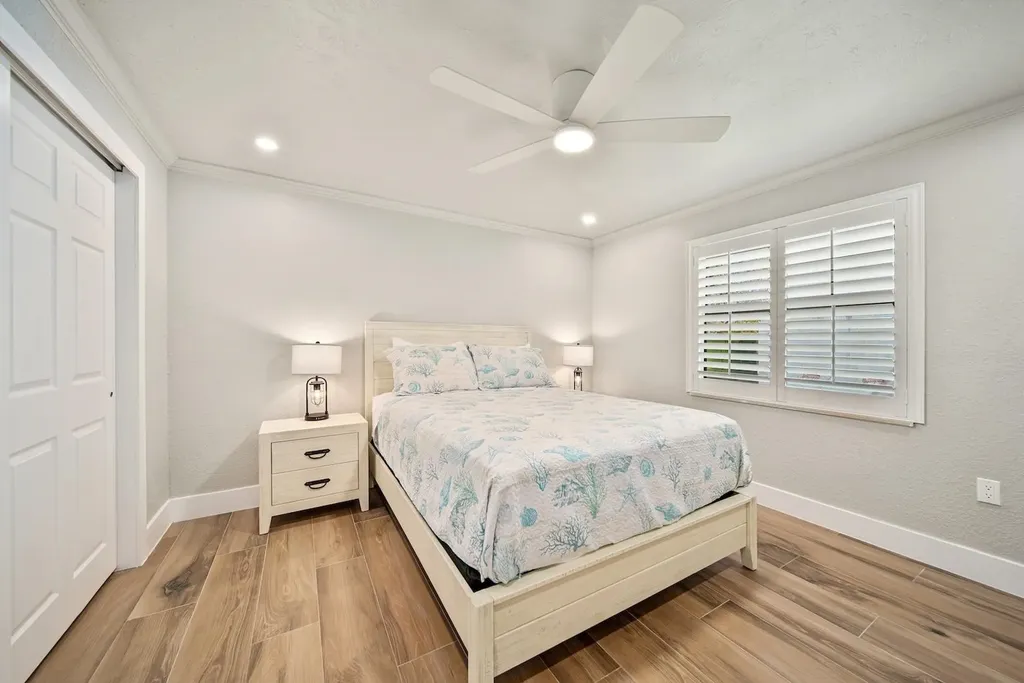 1270 Par View Drive Sanibel FL 33957