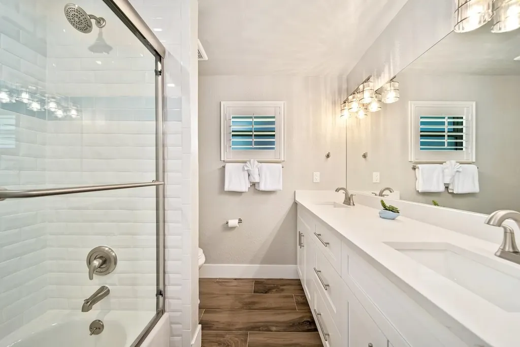 1270 Par View Drive Sanibel FL 33957