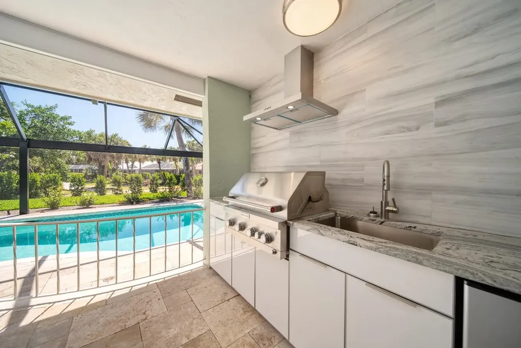1270 Par View Drive Sanibel FL 33957
