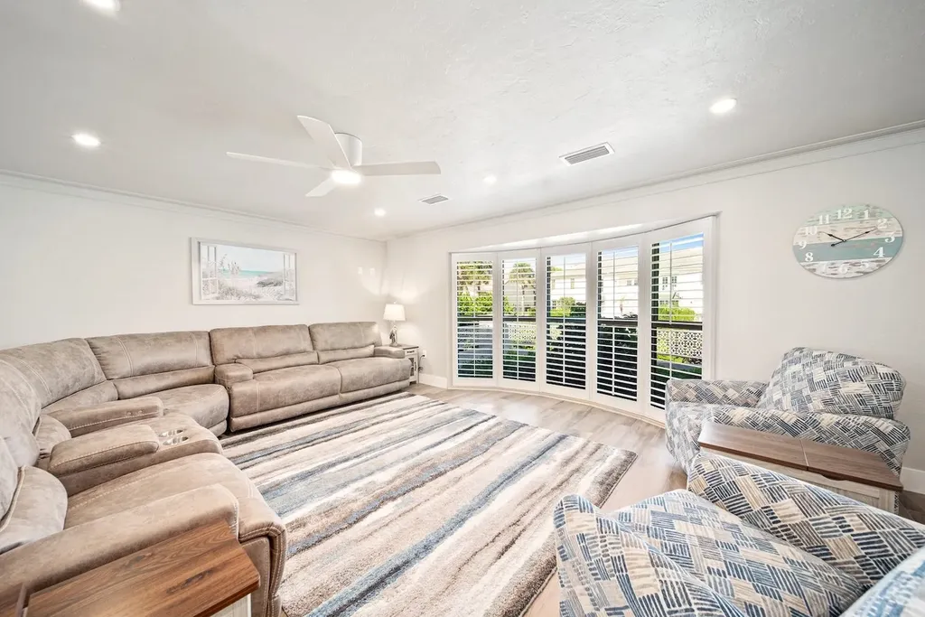 1270 Par View Drive Sanibel FL 33957