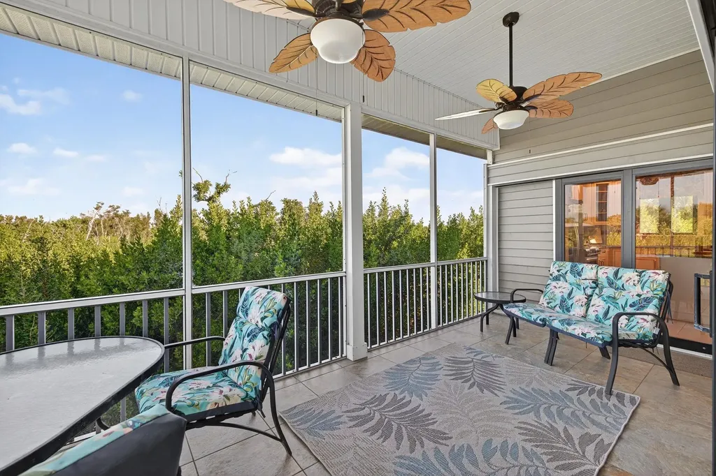 698 Spartina Court Sanibel FL 33957