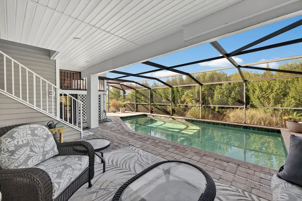 698 Spartina Court Sanibel FL 33957