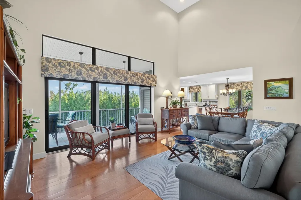 698 Spartina Court Sanibel FL 33957
