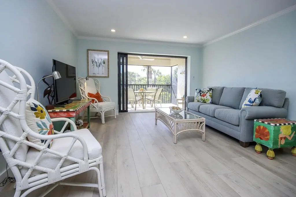 1785 Middle Gulf Drive Sanibel FL 33957