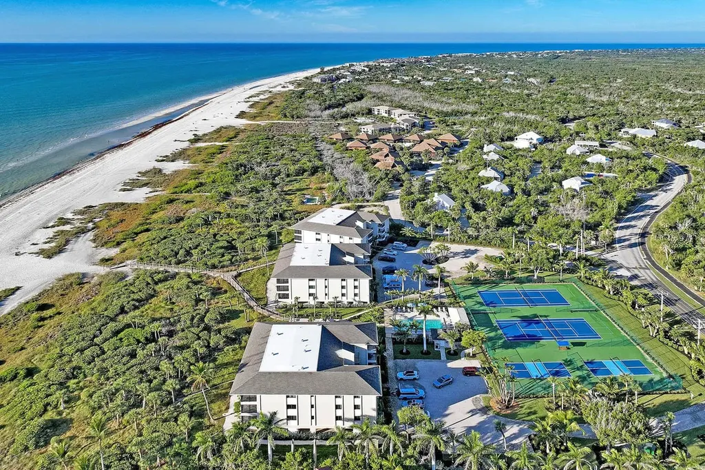 1785 Middle Gulf Drive Sanibel FL 33957