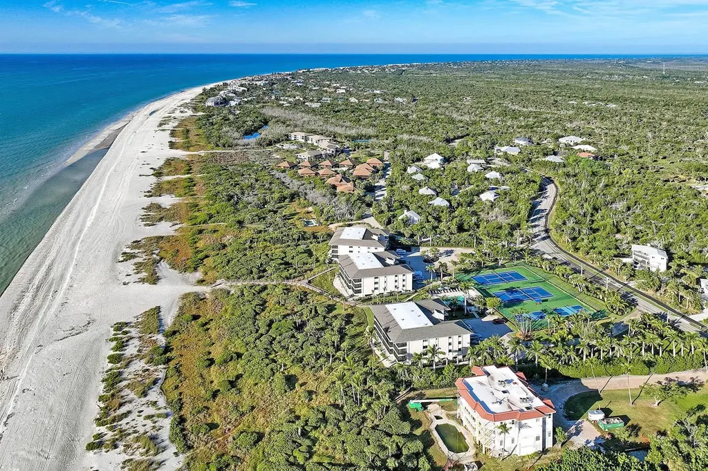 1785 Middle Gulf Drive Sanibel FL 33957