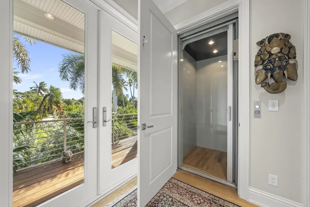 4383 Gulf Pines Drive Sanibel FL 33957