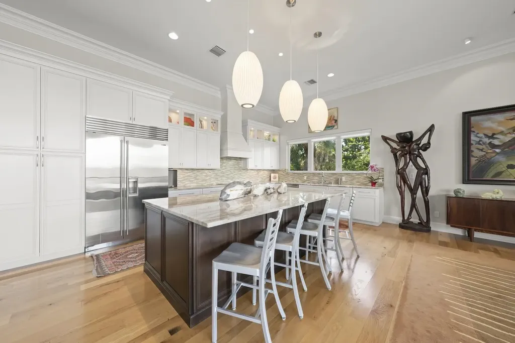 4383 Gulf Pines Drive Sanibel FL 33957