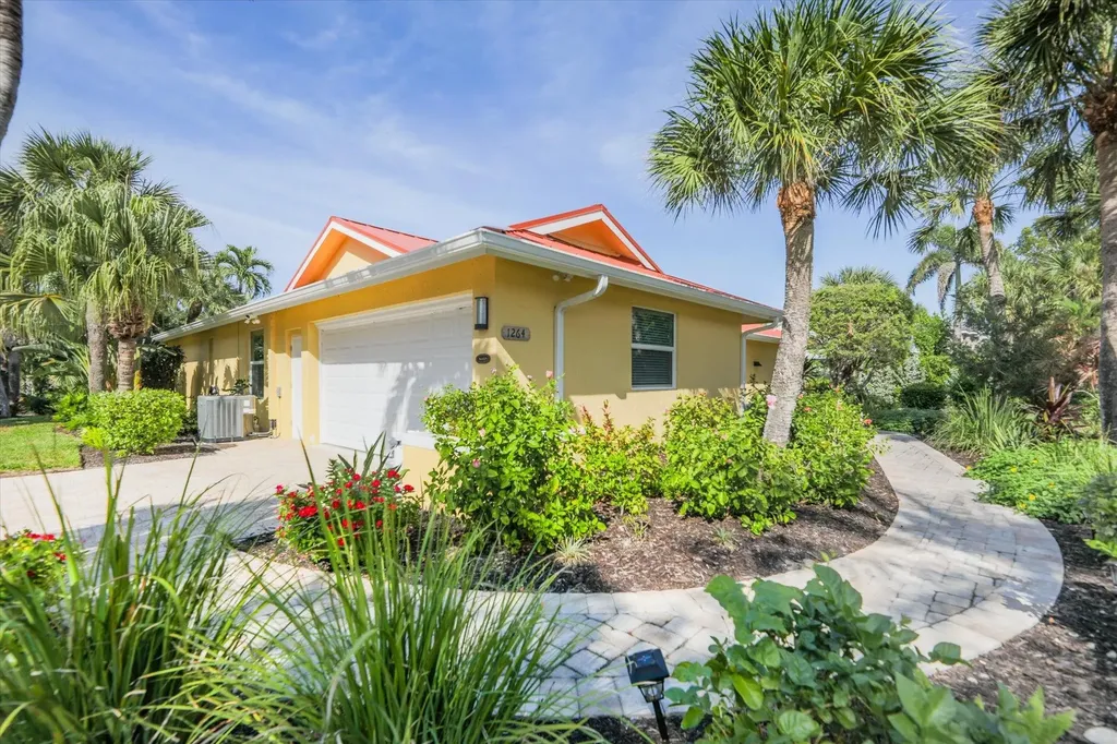 1264 Par View Drive Sanibel FL 33957
