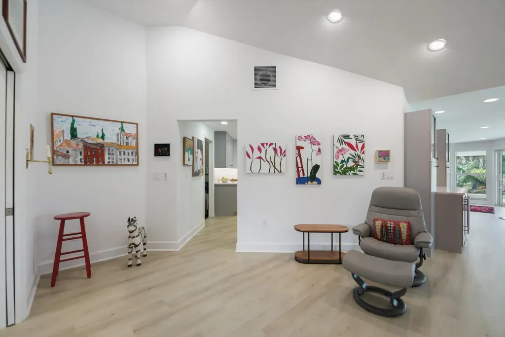 1264 Par View Drive Sanibel FL 33957