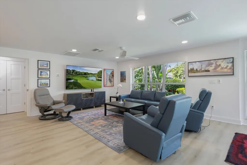 1264 Par View Drive Sanibel FL 33957