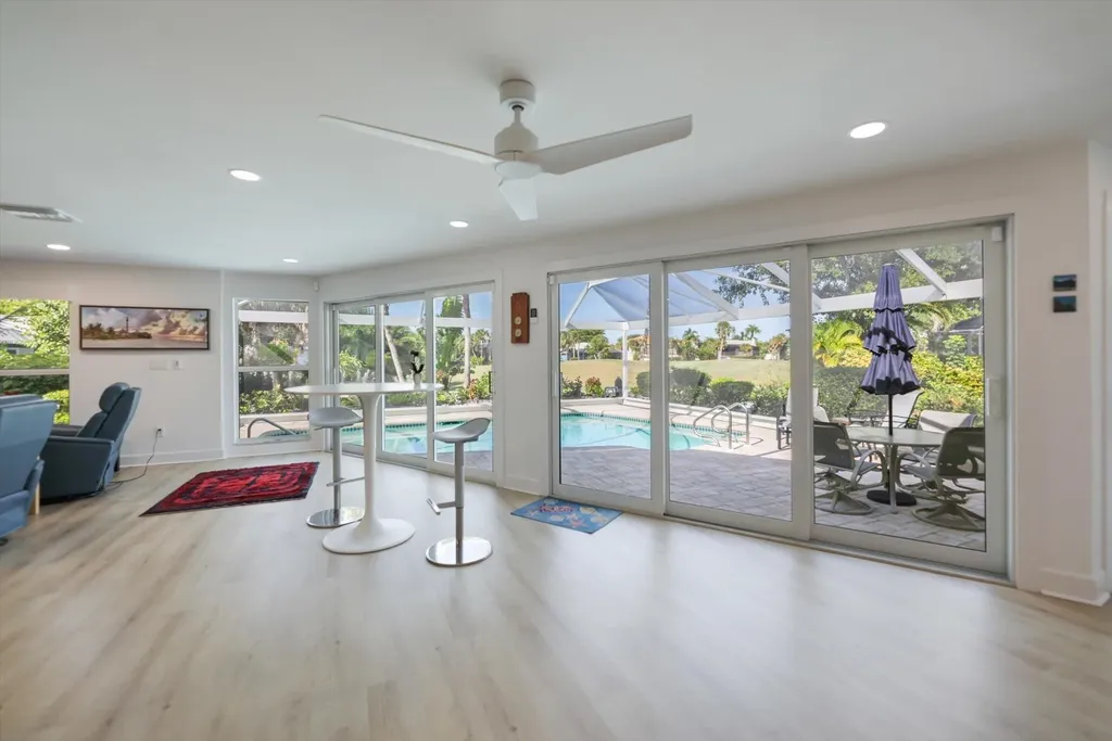 1264 Par View Drive Sanibel FL 33957