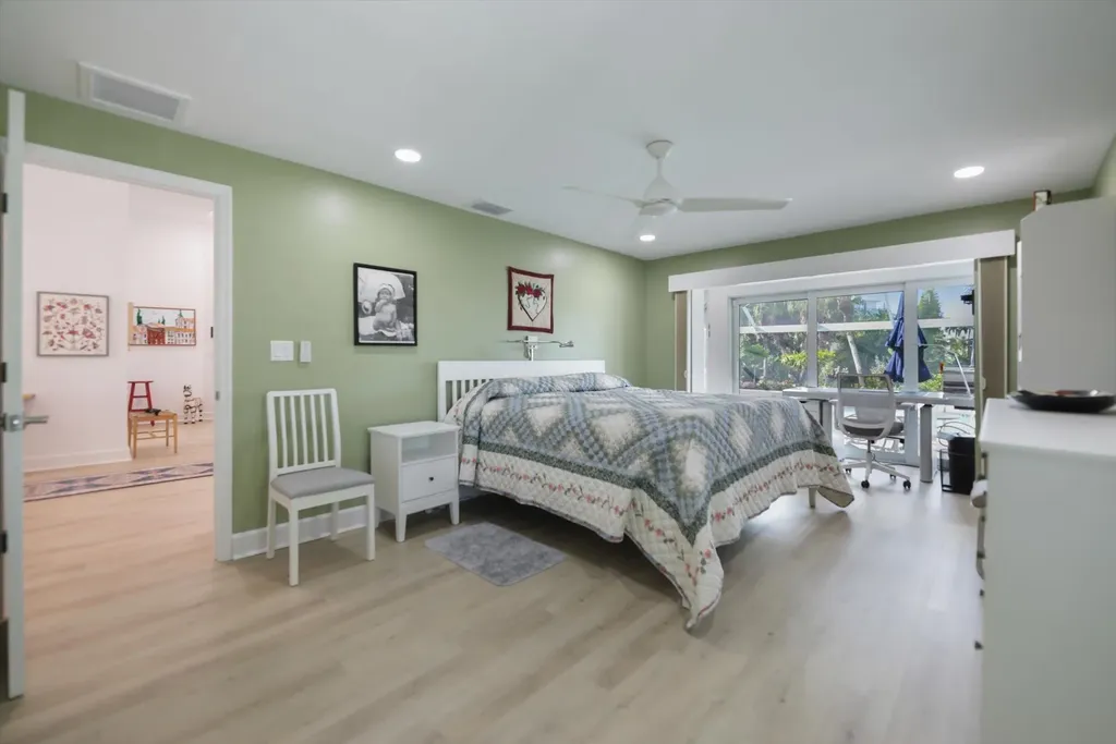 1264 Par View Drive Sanibel FL 33957