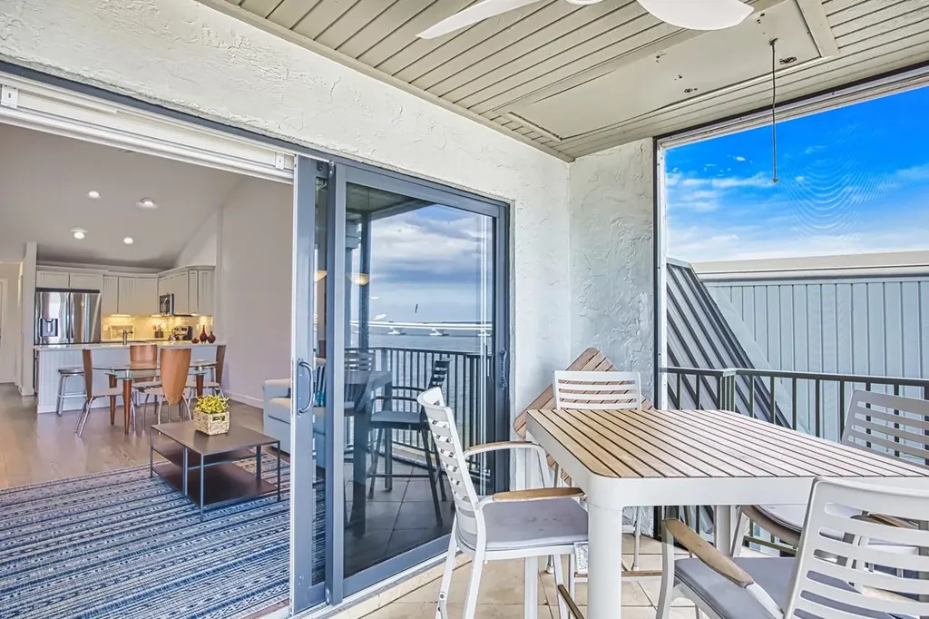 760 Sextant Drive Sanibel FL 33957