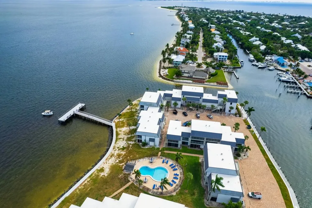 760 Sextant Drive Sanibel FL 33957
