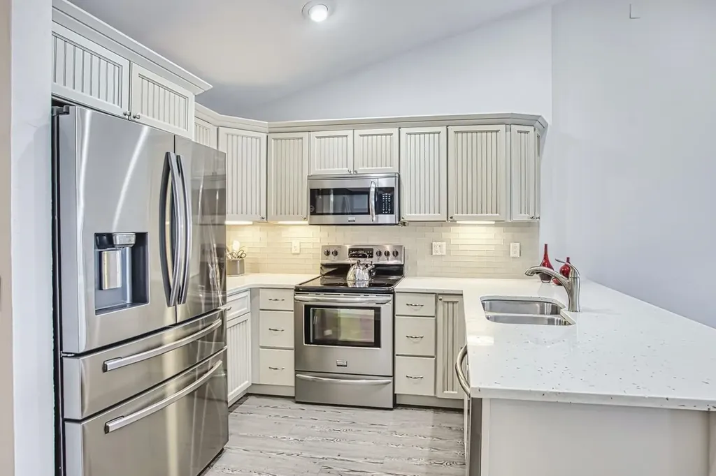 760 Sextant Drive Sanibel FL 33957