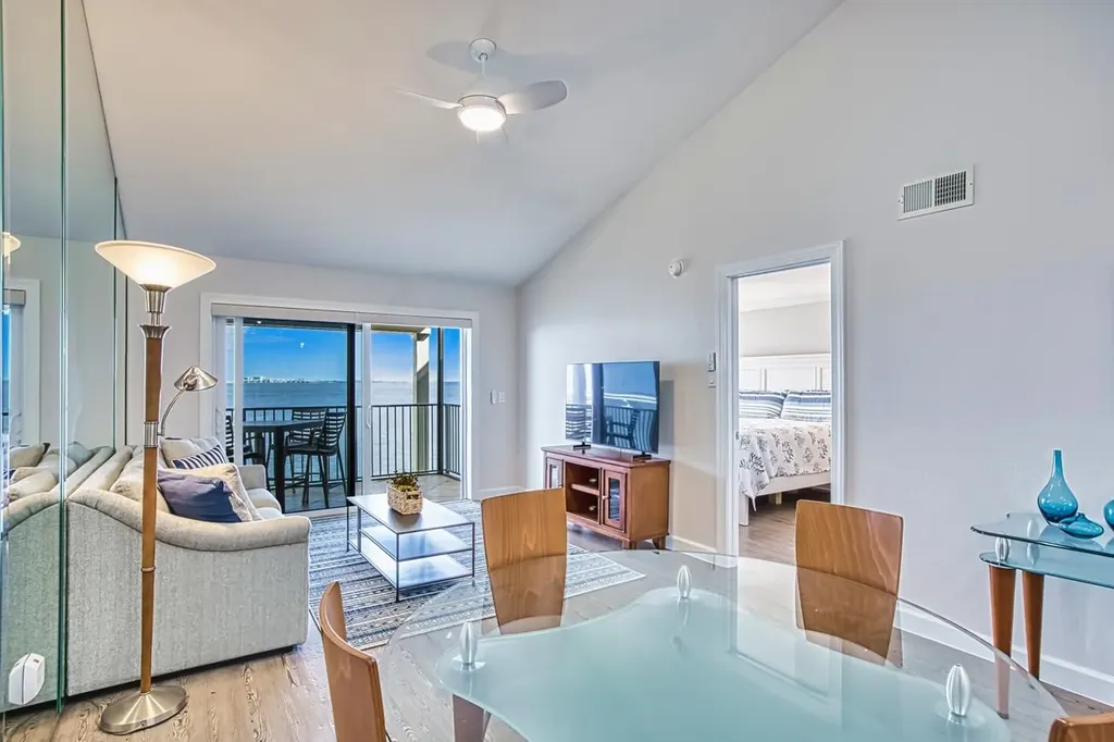 760 Sextant Drive Sanibel FL 33957
