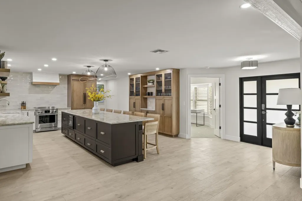 930 Kings Crown Drive Sanibel FL 33957