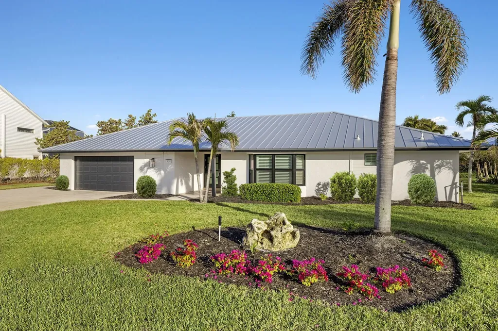 930 Kings Crown Drive Sanibel FL 33957