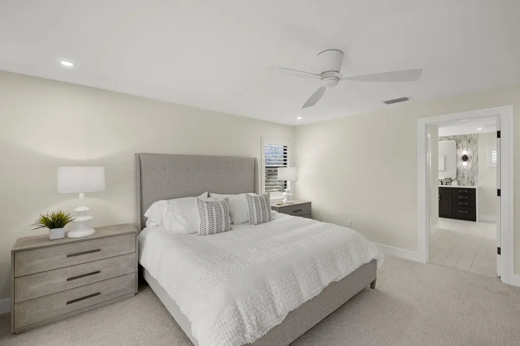 930 Kings Crown Drive Sanibel FL 33957