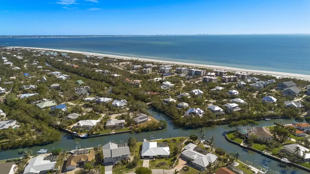 930 Kings Crown Drive Sanibel FL 33957