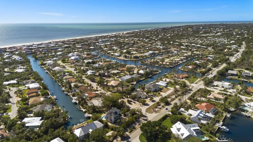 930 Kings Crown Drive Sanibel FL 33957